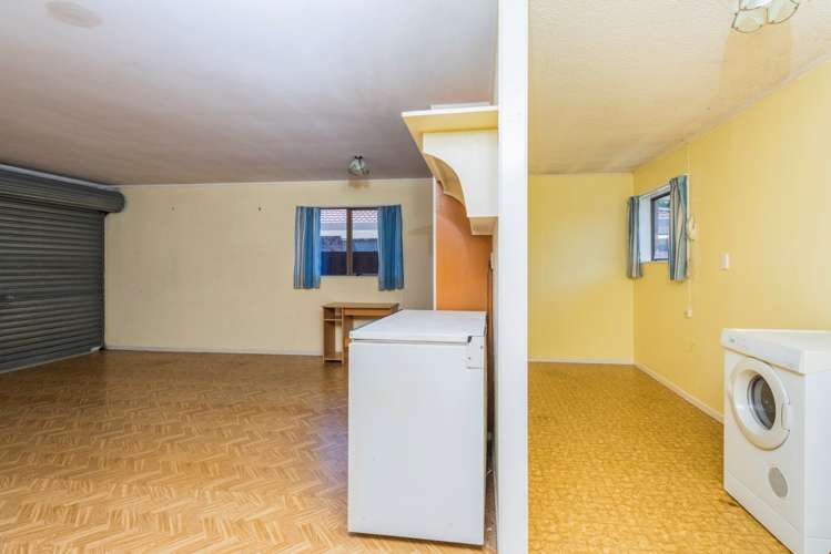 2/1a Clark Road Pahurehure_10