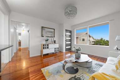 2/62 Quadrant Road_1