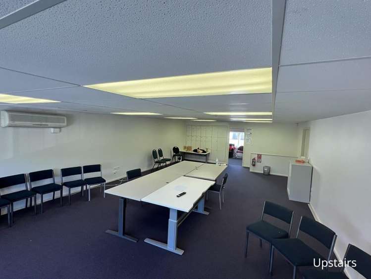 5 Lyttelton Avenue Porirua_11