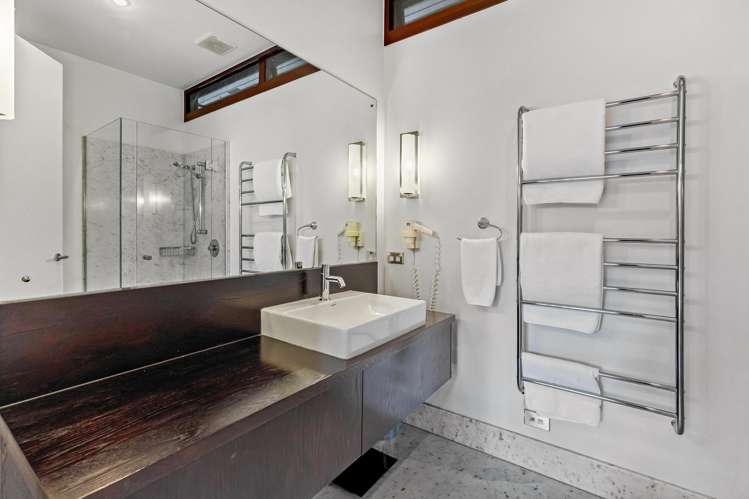 20 Oscar Road Greenhithe_24