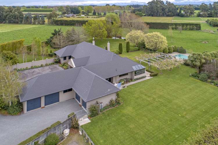 62 Davis Road Lincoln_24