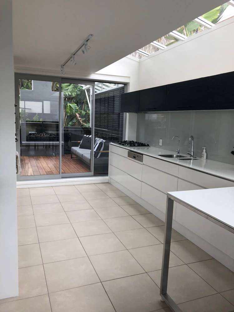 8b Marama Street Castor Bay_7