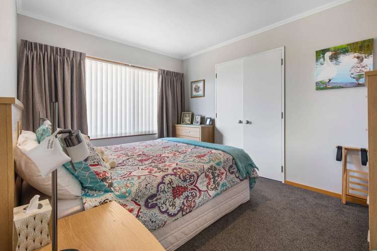 8 Hoyte Place Pukehangi_16