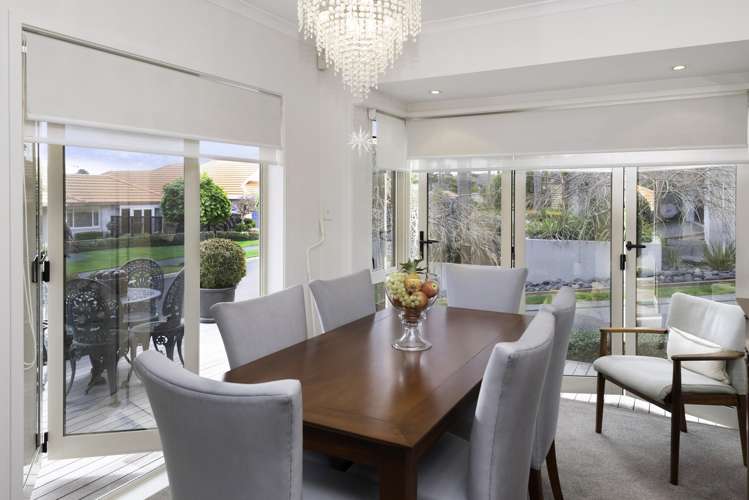 15 Gillett Place Botany Downs_6