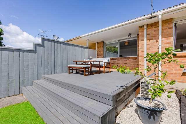 2/43 Abbotts Way Remuera_1