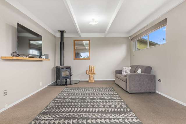 42 Utuhina Road Springfield_3