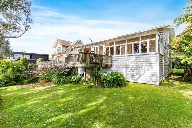 The original 1940s house on Rawene Avenue, in Westmere, Auckland, sold to a family from East Auckland. Photo / Supplied