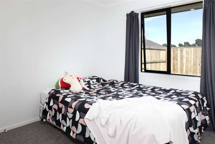 10 Caproni Road Burleigh_10