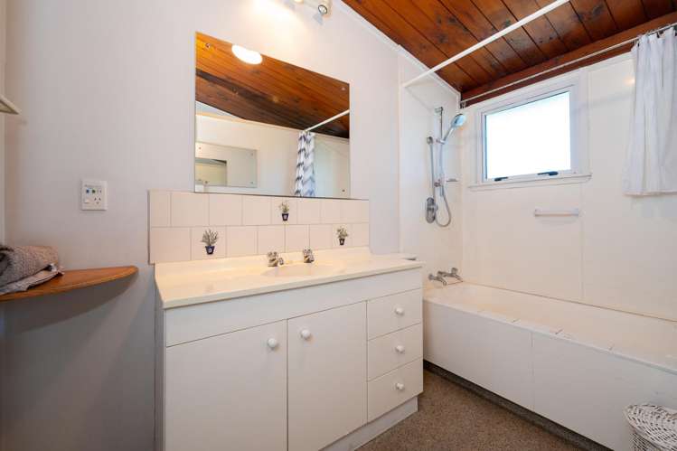 617 Park Road North Parkvale_11