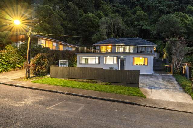 The complete package in Sunny Grove