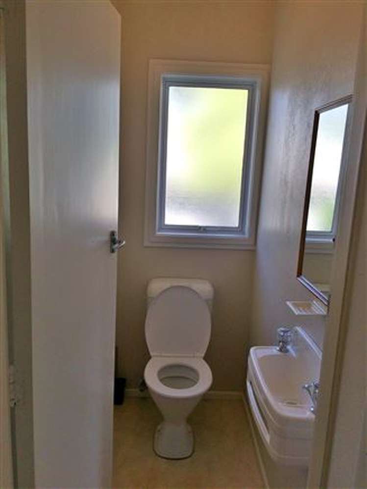 1/210 Moore Street Howick_13