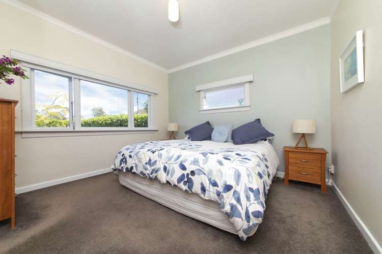 63 Fruitvale Road New Lynn_10