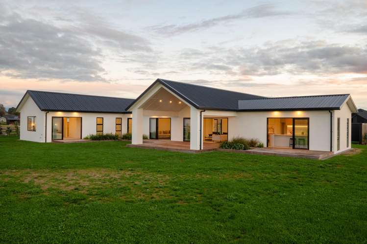28 Captain Stone Te Kowhai_24