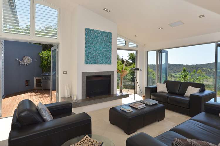 37 Russell Heights Russell_6