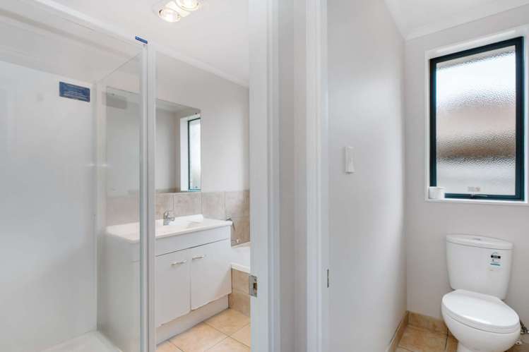 37 Pateke Drive Takanini_11