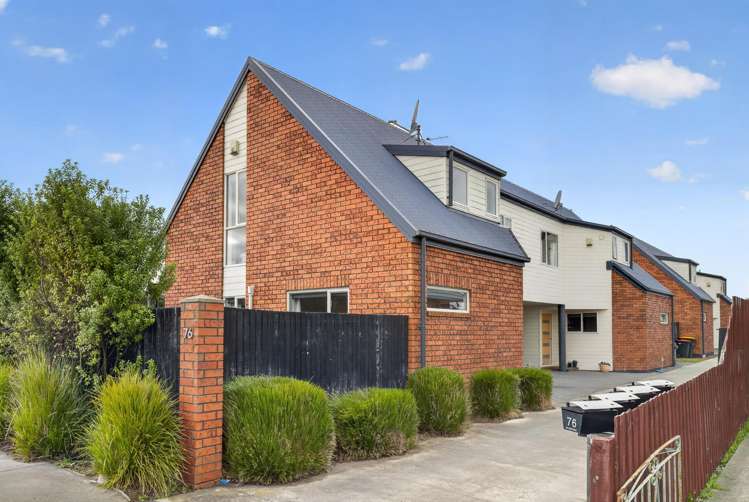 76 Barbour Street Waltham_1