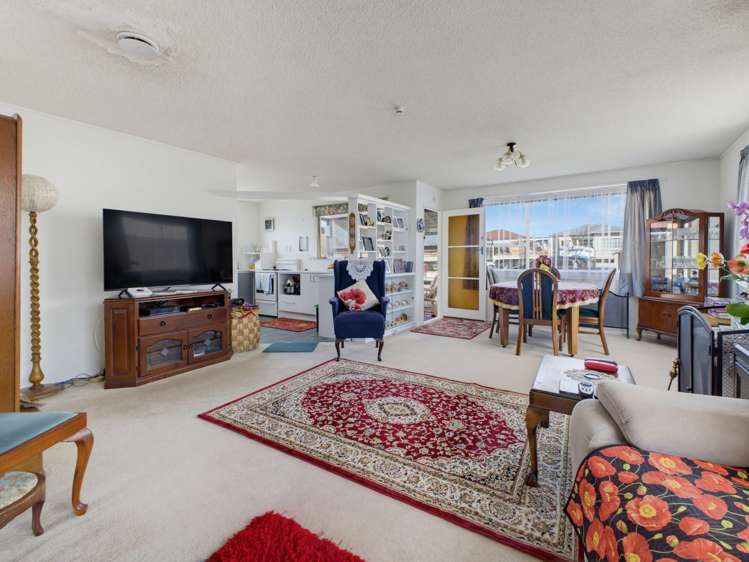 84A Broadway Stratford_11