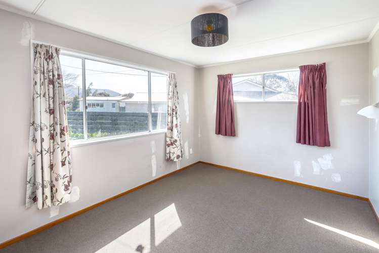 6 Farrier Grove Featherston_16