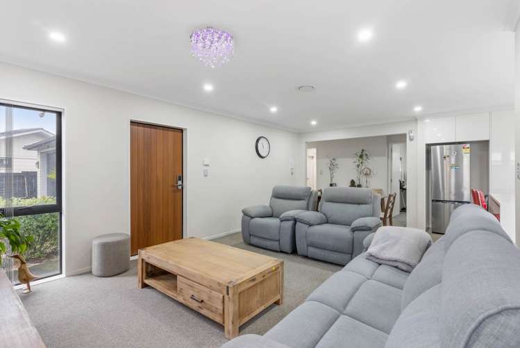 14a Ngatira Place Clendon Park_11