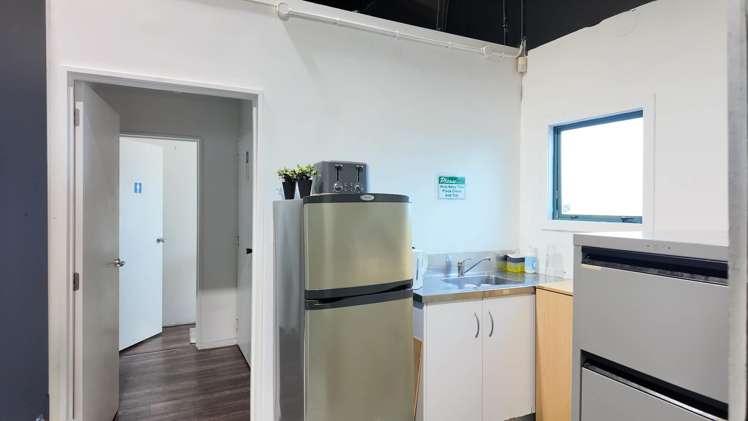 4/4 Freeman Way Manukau_16