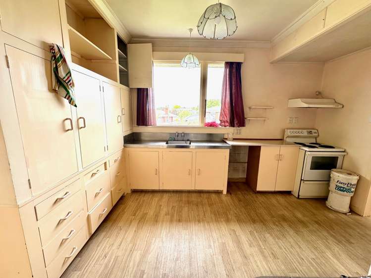 228 Clyde Street Balclutha_16