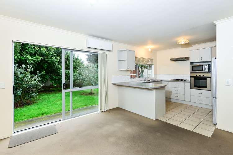 7 Rene Way Huntington_3