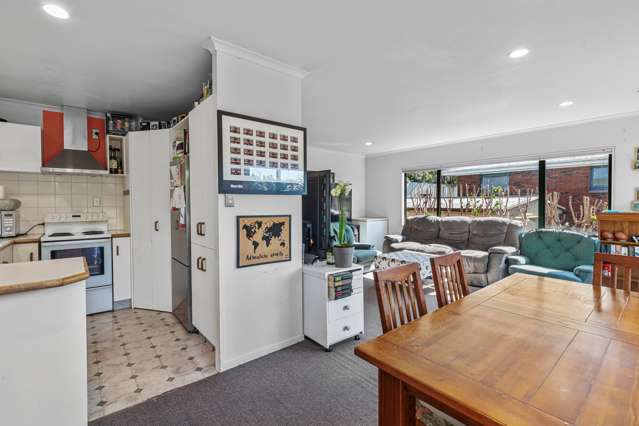 6a Highfield Crescent Brookfield_1