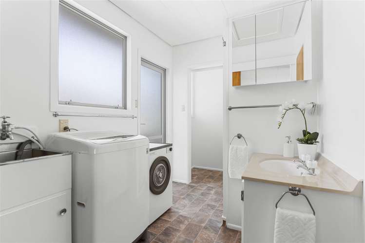 12 Champion Place Pauanui_12