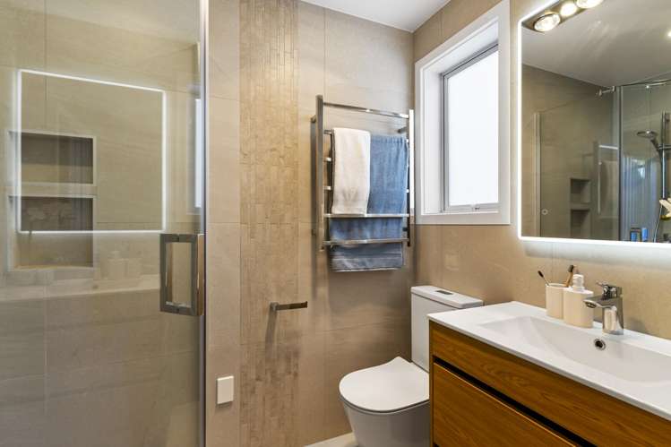 62A Vandeleur Avenue Birkdale_20