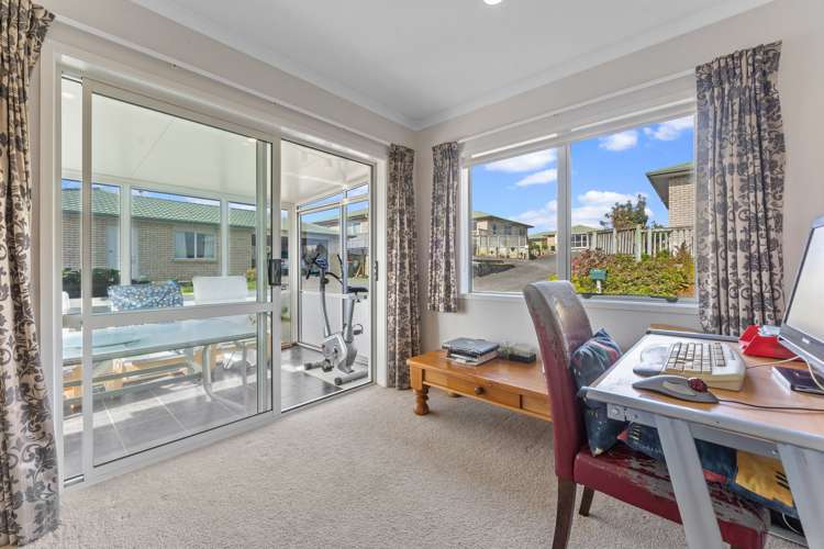 27/8 Village Place Tuakau_15