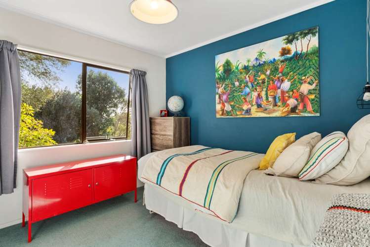 79 James Cook Drive Welcome Bay_12