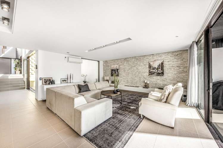 303 Beach Road Campbells Bay_17