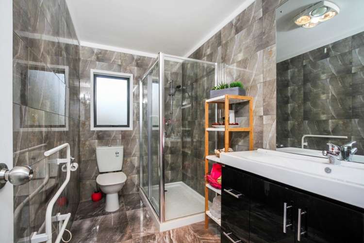 5b Hinekohu Street New Lynn_9