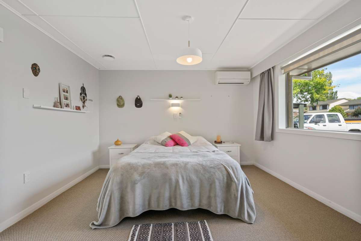 2/56 Leefield Street_5