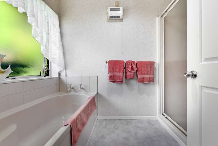 44 Bartholomew Drive Nawton_13