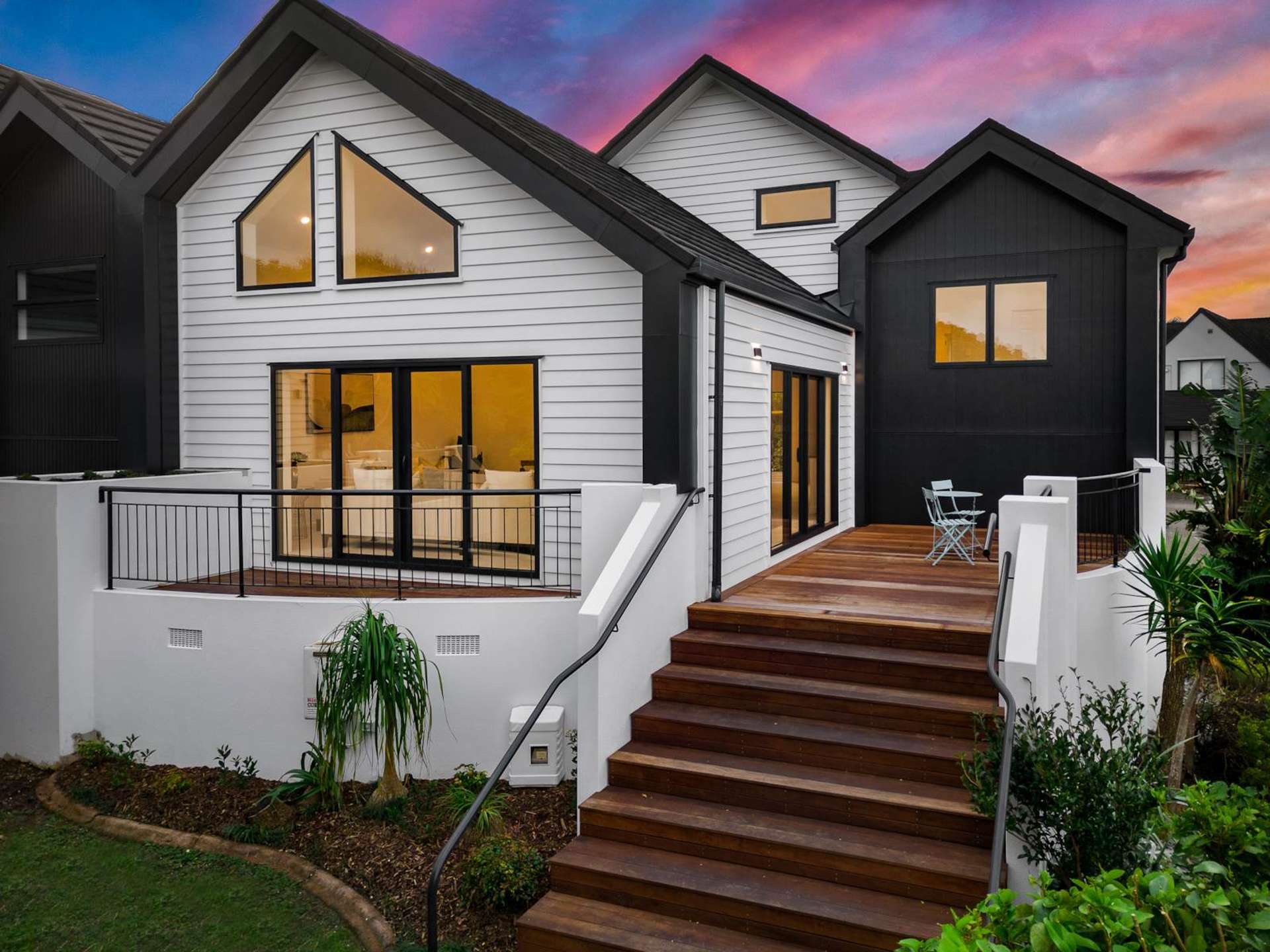 16a Saint Jerome Avenue Te Atatu Peninsula_0