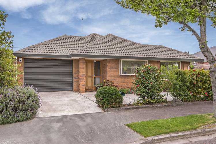 1/5a Rossiter Avenue_0