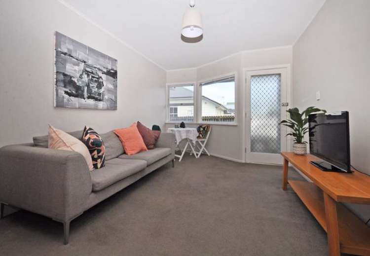 3/144 Point Chevalier Road Point Chevalier_1