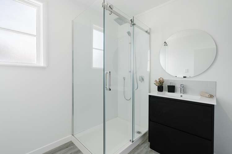 155 Peachgrove Road Hamilton East_10