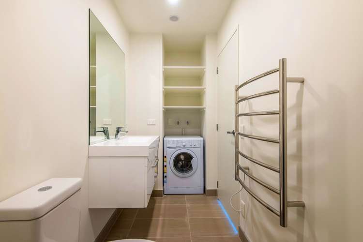 902/18 Saint Martins Lane Grafton_7