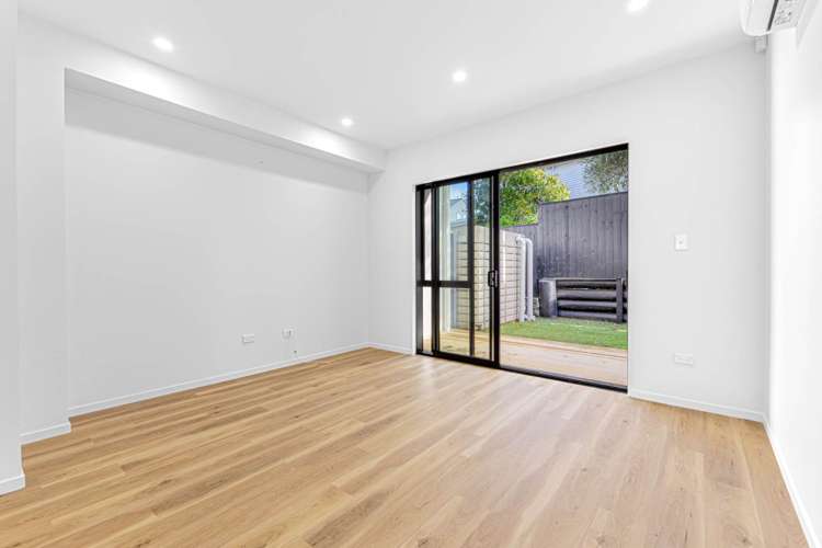 10C & 10D Keate Place_4