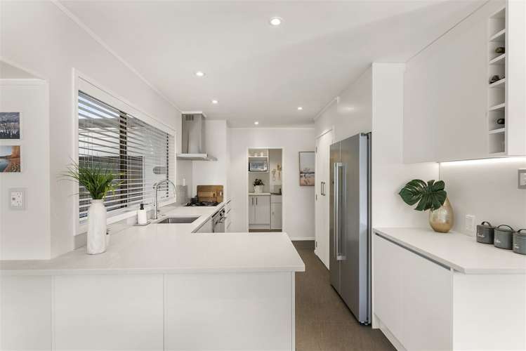 57 Kurnell Drive Botany Downs_14