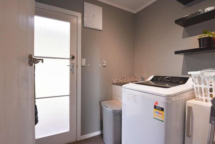 22 Maire Street Mamaku_13