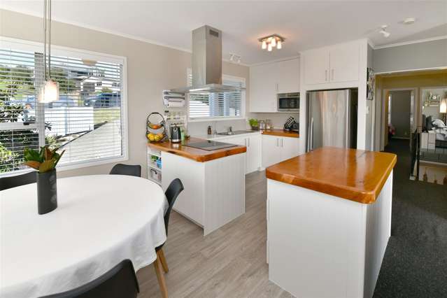 972 Whangaparaoa Road Manly_2