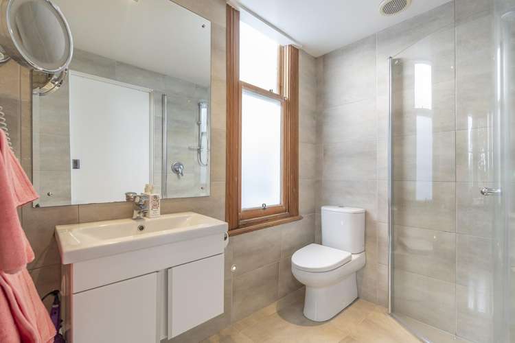 7 Queen Street Northcote Point_15