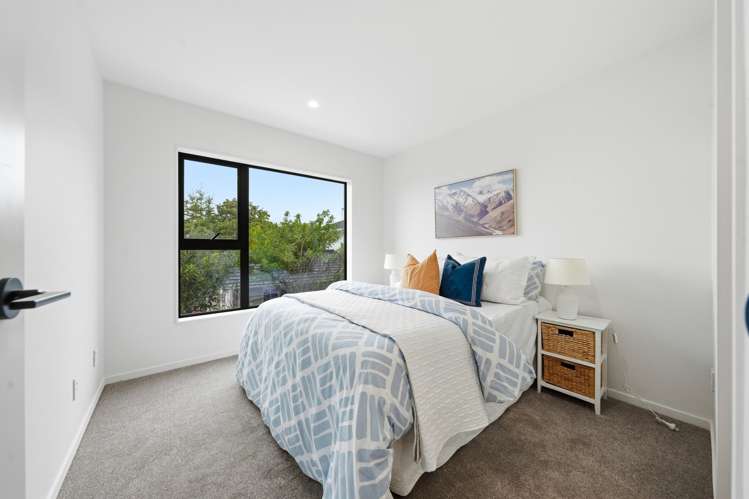 4 King Richard Avenue Browns Bay_17