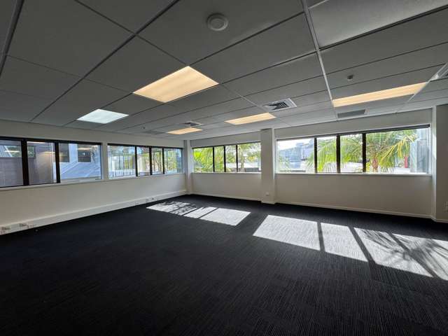 Level 1/132 Hurstmere Road Takapuna_2