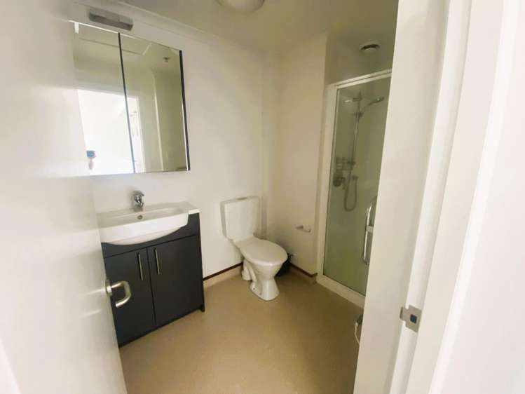 304/15 Holland Street 2185_8