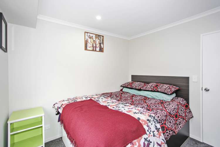 608c Massey Road Mangere_10