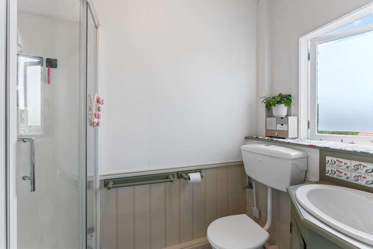 6 Atmore Avenue Otaki_23